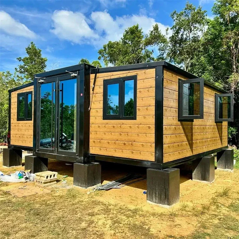 Luxury Expandable Container Home: 20ft/40ft Prefab Steel Cabin - Waterproof & Ready-Made