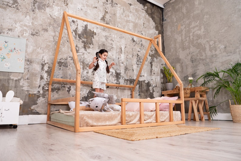 Busywood Montessori Twin Floor Bed - Engaging Toddler Playhouse & Climbing Frame for Modern Kids Rooms