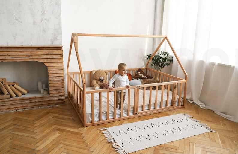 Platform House Bed with Above-Bed Decor - Safe & Engaging Kids Furniture