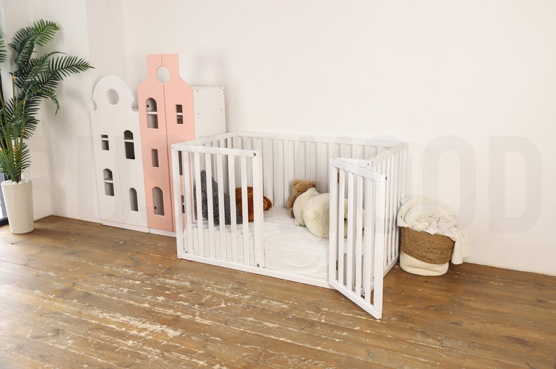 Busywood Montessori Floor Bed with Slats - Safe & Engaging Playpen Bed for Toddlers & Babies