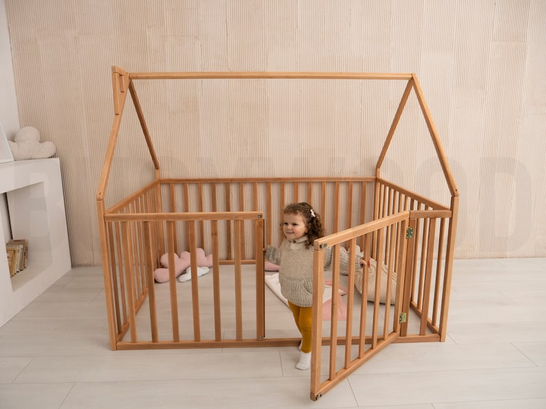 Busywood Montessori House Playpen Bed: Extra High Rails, Platform Toddler Bed, Indoor Playground