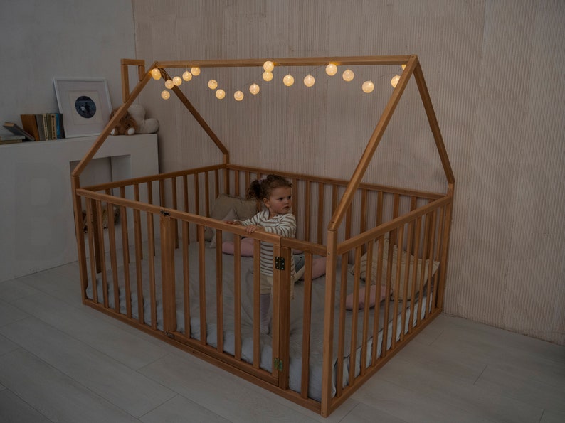 Busywood Montessori House Playpen Bed: Extra High Rails, Platform Toddler Bed, Indoor Playground