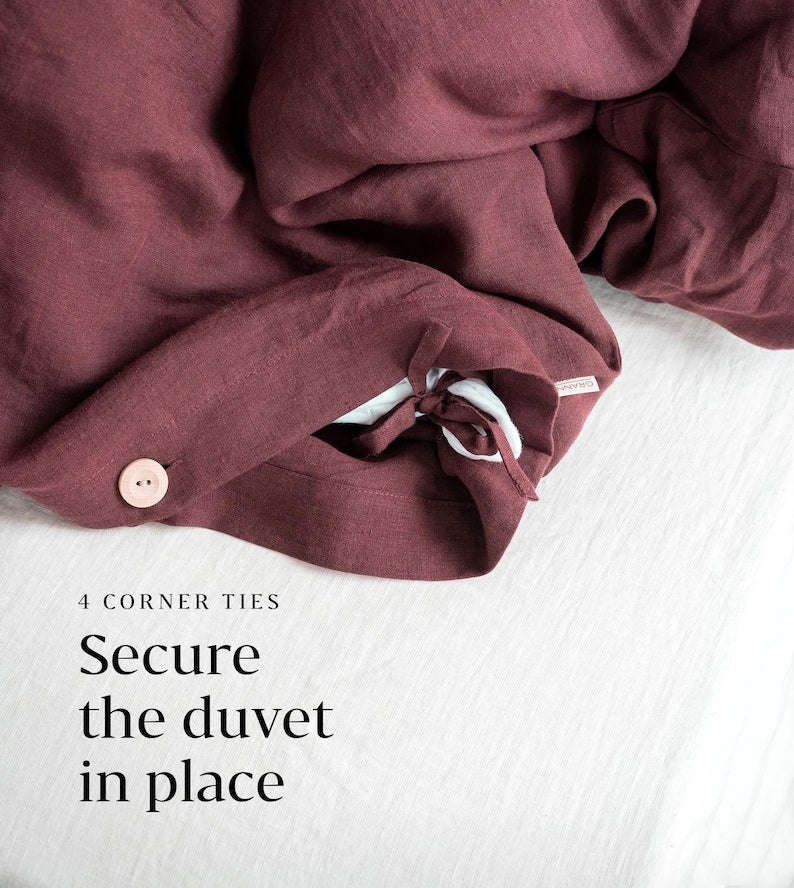 Burgundy Stonewashed Linen Bedding Set. 3 Piece Set in King, Queen, Twin, Double sizes. Red Linen bedding set: 2 Pillowcases & Duvet Cover. $100
