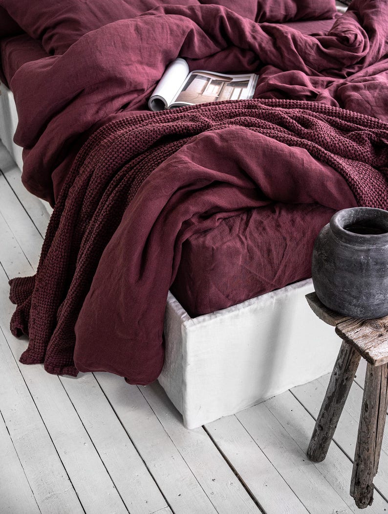 Burgundy Stonewashed Linen Bedding Set. 3 Piece Set in King, Queen, Twin, Double sizes. Red Linen bedding set: 2 Pillowcases & Duvet Cover. $100