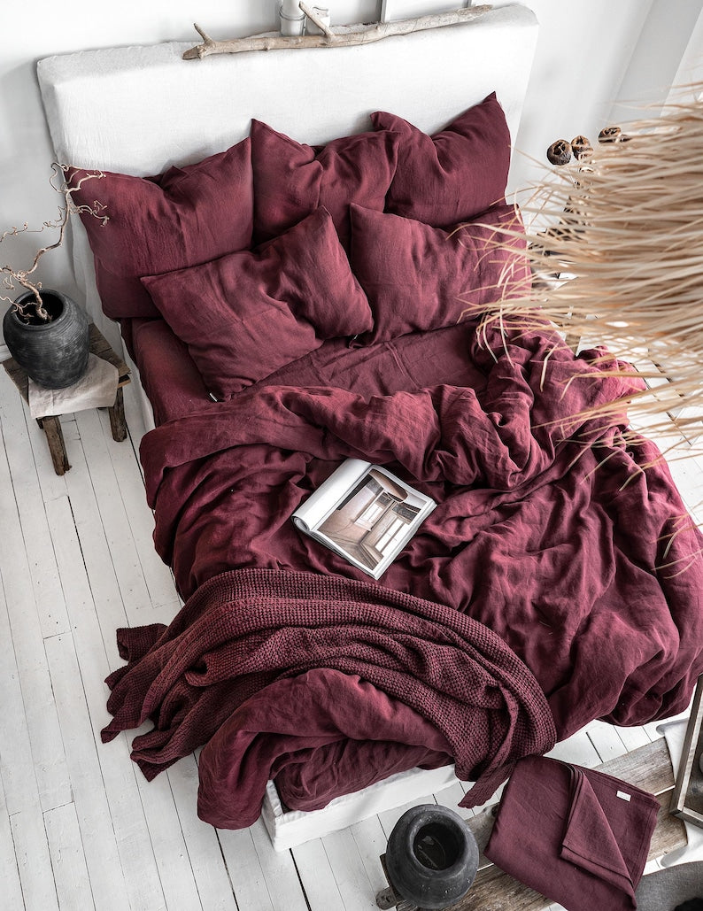 Burgundy Stonewashed Linen Bedding Set. 3 Piece Set in King, Queen, Twin, Double sizes. Red Linen bedding set: 2 Pillowcases & Duvet Cover. $100
